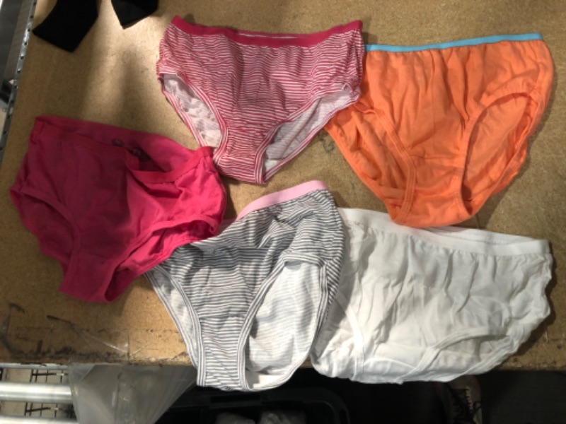 Photo 1 of 5 PACK ASSORTED WOMENS UNDERWEAR SIZE 14 