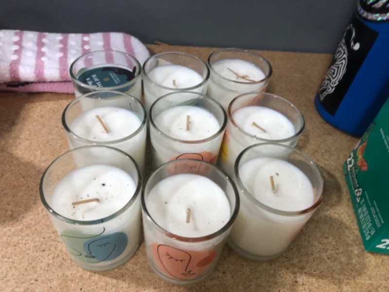 Photo 1 of ***Bundle of candles (Variety of smells) - 9 pack 
