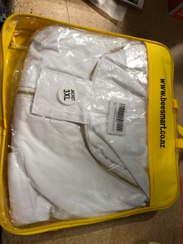 Photo 2 of Bee Smart 900 Heavy Duty Bee Keeping Jacket with Round Hat/Veil Size XXXL
