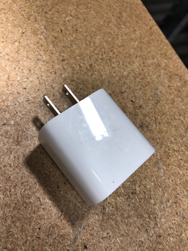 Photo 3 of Apple 20W USB-C Power Adapter