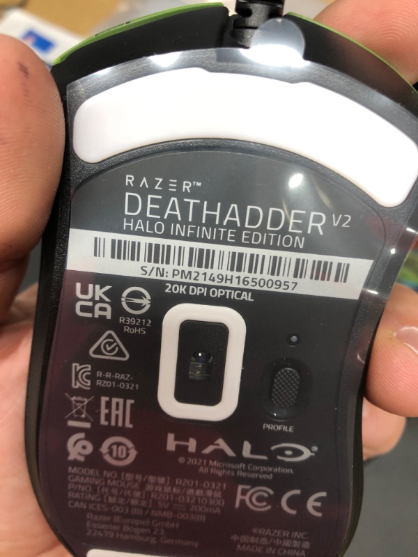 Photo 3 of Razer DeathAdder V2 Gaming Mouse: 20K DPI Optical Sensor - Fastest Gaming Mouse Switch - Chroma RGB Lighting - 8 Programmable Buttons - Ergonomic Shape - Halo Infinite Edition
