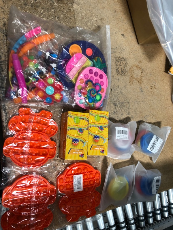 Photo 1 of BUNDLE OF 10 ITEMS TOYS