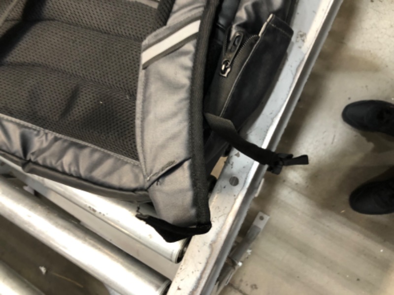 Photo 4 of ****LEFT STRAP IS RIPPED**
Endeavor Elite 2.0 Backpack
