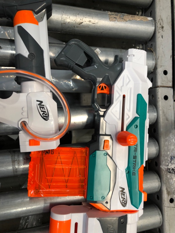 Photo 6 of **parts only**
Nerf Modulus Tri-Strike Blaster 