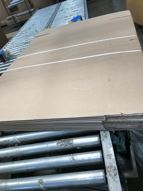 Photo 1 of 48x8x24 box 10 pack