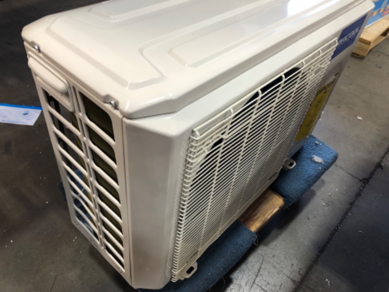 Photo 6 of *BRAND NEW* DIY-12-HP-C-115C Mr Cool Gen4 DIY 12,000 BTU 115 Volt 22 SEER Heat Pump
