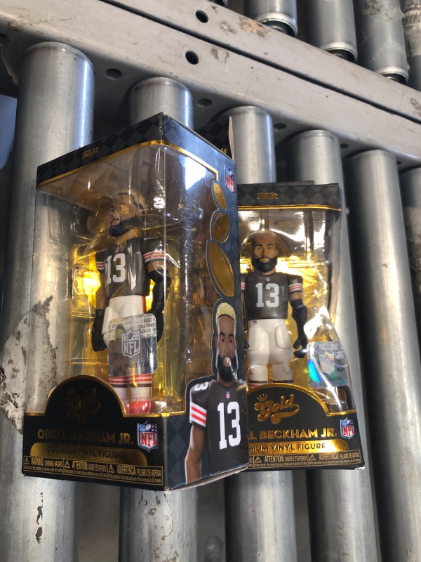 Photo 2 of 2 pack - Gold 5" NFL: Browns - Odell Beckham Jr (Home Uniform) with Chase
