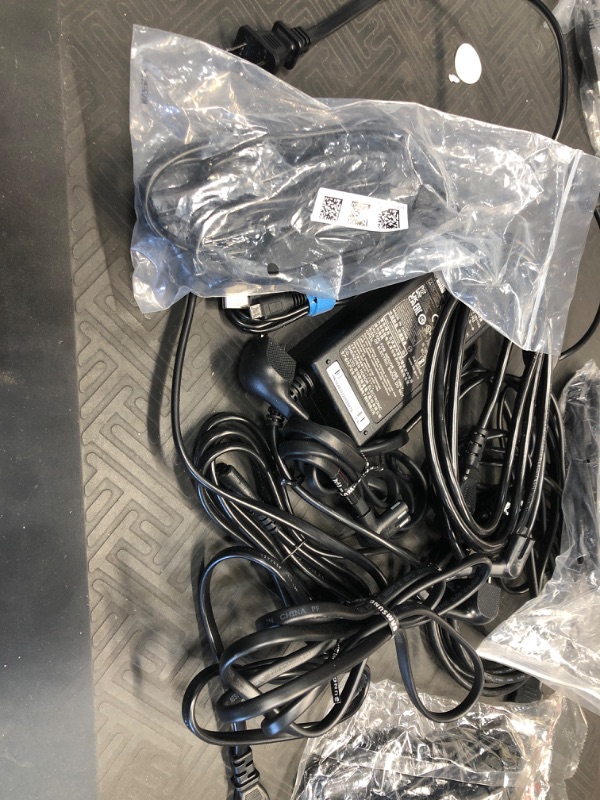 Photo 1 of MIXED BUNDLE OF TV CORDS**10 UNITS**MIXED TYPES** 