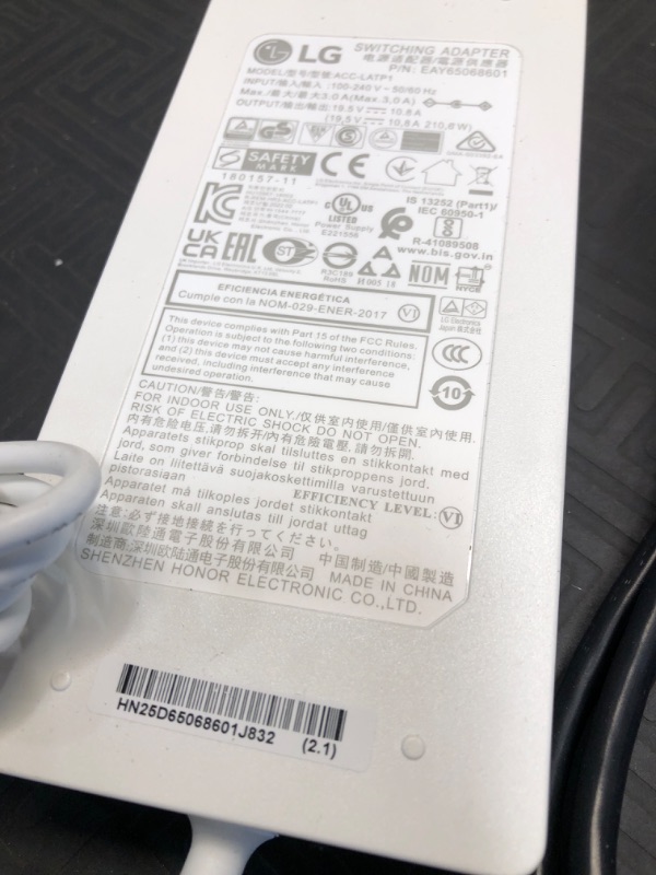 Photo 2 of LG 210W 19.5V AC Adapter ACC-LATP1

