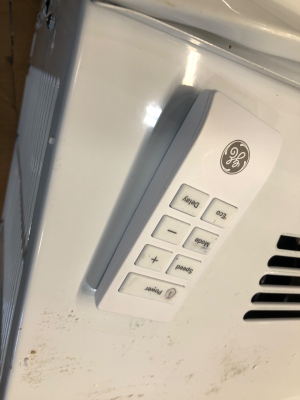 Photo 4 of **TESTED**DAMAGED**MISSING PARTS** GE Window Air Conditioner 8000 BTU, Wi-Fi Enabled, Energy-Efficient Cooling for Medium Rooms, 8K BTU Window AC Unit with Easy Install Kit, Control Using Remote or Smartphone App
