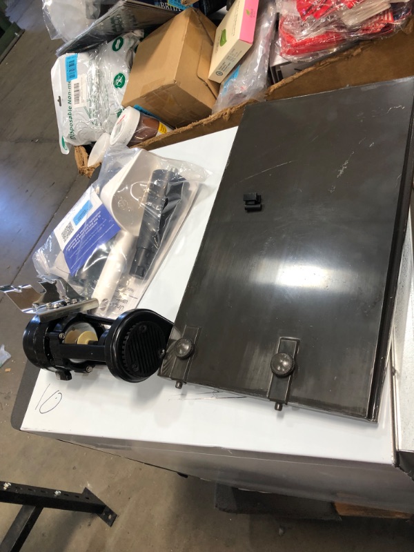 Photo 13 of PARTS ONLY DID NOT POWER ON 
Manitowoc Ice UDE0080A 19 11/16" W Full Cube NEO Undercounter Ice Maker - 102 lbs/day, Air Cooled
Item Dimensions LxWxH	19 x 22.38 x 36 inches
