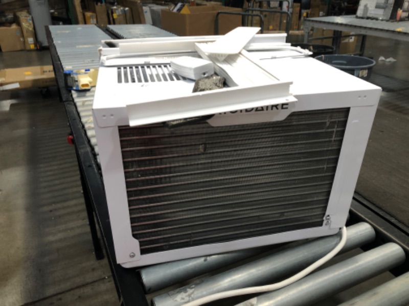 Photo 1 of Damaged (Parts Only) - Frigidaire GHWQ123WC1 Inverter Quiet Temp Room Air Conditioner, 12,000 BTU with Wi-Fi Connected, Energy Star Certified, Easy-to-Clean Washable Filter, Eco Mode, in White
