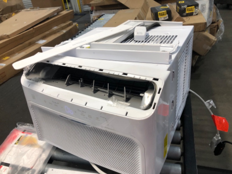 Photo 1 of Damaged (Parts Only) - Frigidaire GHWQ123WC1 Inverter Quiet Temp Room Air Conditioner, 12,000 BTU with Wi-Fi Connected, Energy Star Certified, Easy-to-Clean Washable Filter, Eco Mode, in White
