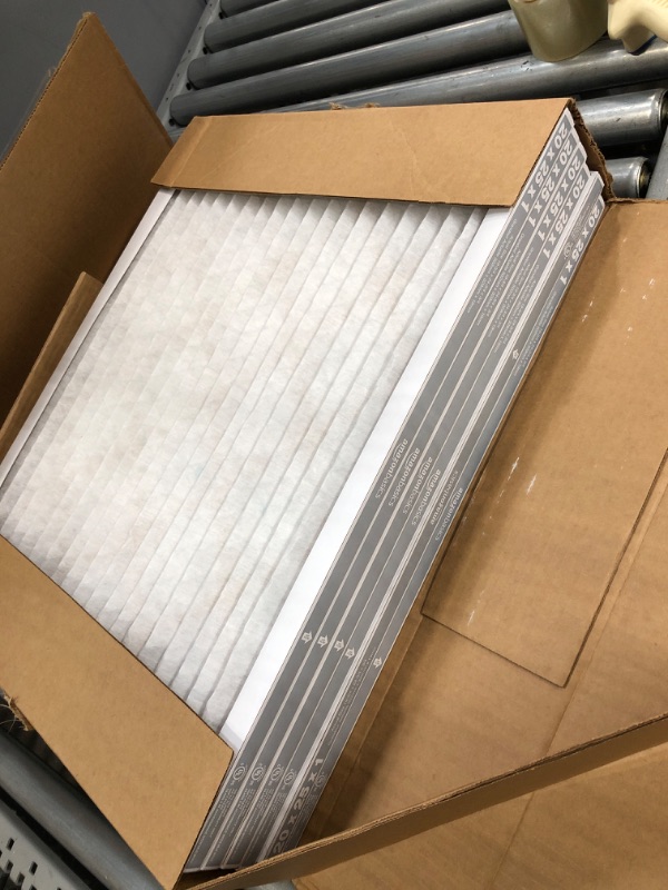 Photo 2 of Amazon Basics Merv 8 AC Furnace Air Filter - 20'' x 25'' x 1''