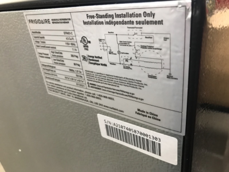 Photo 4 of **MINOR DAMAGE** Frigidaire EFR451 2 Door Refrigerator/Freezer, 4.6 cu ft, Platinum Series, Stainless Steel, Double
