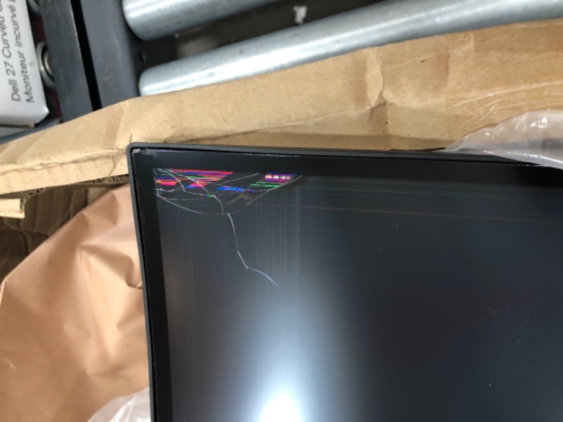 Photo 5 of **SMALL CRACK IN CORNER OF SCREED STILL FUNCTIONAL **LG 38WN95C-W Monitor 38" 21:9 Curved UltraWide QHD+ (3840 x 1600) Nanio IPS Display, Thunderbolt 3, 1ms Response Time, 144Hz Refresh Rate, NVIDIA G-SYNC, AMD FreeSync -White/Silver
