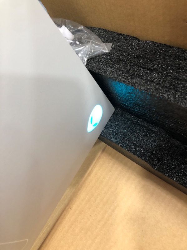 Photo 1 of Alienware 240Hz Gaming Monitor 27 Inch Monitor with FHD (Full HD 1920 x 1080) Display, IPS Technology, 1ms Response Time, Lunar Light - AW2720HF
