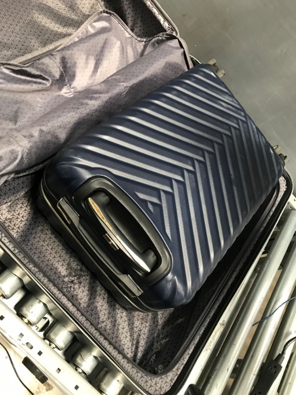 Photo 2 of 2PC SET
Madison Square. Chevron Expandable Luggage Set
