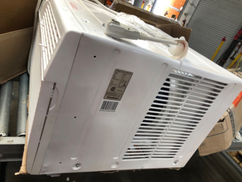 Photo 3 of PARTS ONLY UNABLE TO TEST 
Keystone - 350 Sq. Ft. 25,000 BTU Window Air Conditioner - White
