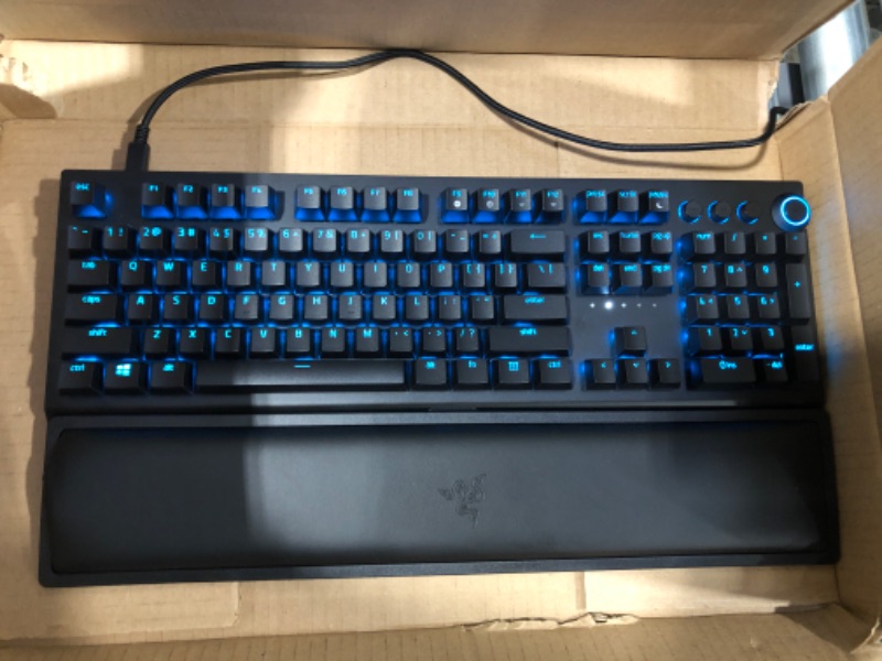 Photo 2 of Razer BlackWidow V3 Pro Mechanical Wireless Gaming Keyboard: Yellow Mechanical Switches - Linear & Silent - Chroma RGB Lighting - Doubleshot ABS Keycaps - Transparent Switch Housing - works wired but doesnt seem to connect with bluetooth
