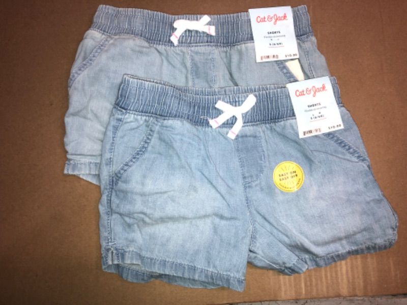 Photo 2 of 2 pk--Girl' Pull-on Jean Hort - Cat & Jack--Size S (6/6x)
