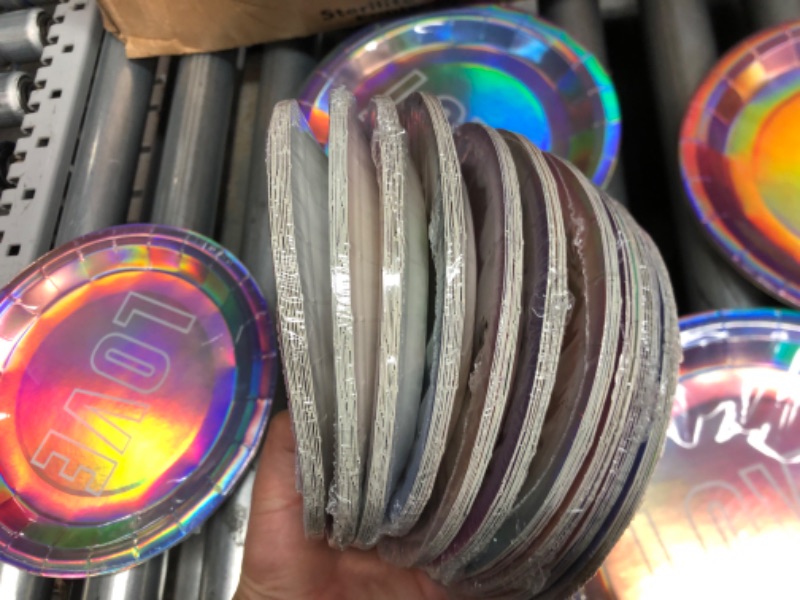 Photo 2 of  Dinner Paper Plates HOLOGRAPHIC PACK 