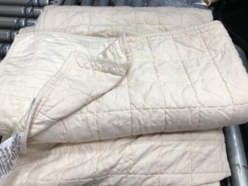 Photo 1 of 
CASALUNA KING SIZE BEIGE COTTON COMFORTER