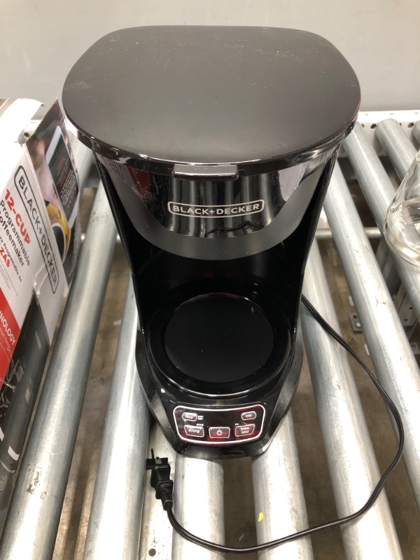 Photo 5 of BLACK+DECKER 12 Cup Programmable Coffee Maker - Black CM1110B