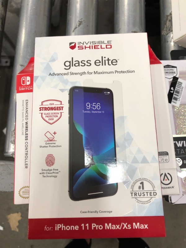 Photo 1 of ZAGG Apple iPhone 11 Pro Max/XS Max InvisibleShield Glass Elite Screen Protector

