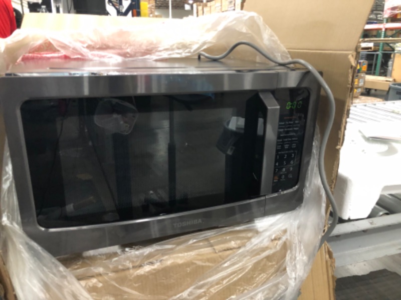 Photo 1 of Toshiba ML-EM45P(BS) Countertop Microwave Oven with Smart Sensor, Sound on/Off Function and Position Memory Turntable, 1.6 Cu.ft, Black Stainless Steel, Non-inverter Technology
