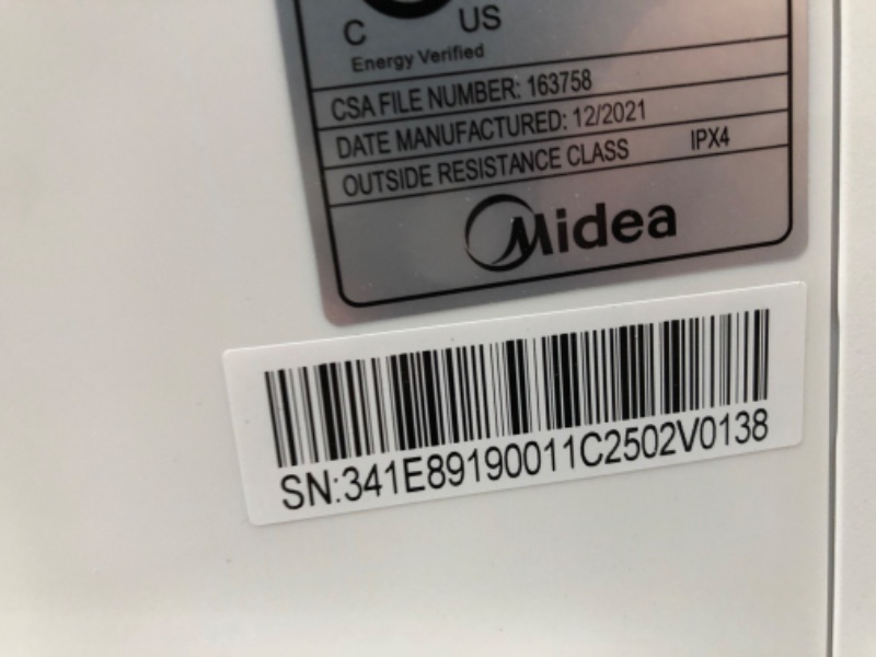 Photo 5 of **MINOR DENT ON BACK LEFT CORNER**
Midea 8,000 BTU U-Shaped Inverter Window Air Conditioner WiFi, 9X Quieter, Over 35% Energy Savings ENERGY STAR MOST EFFICIENT
