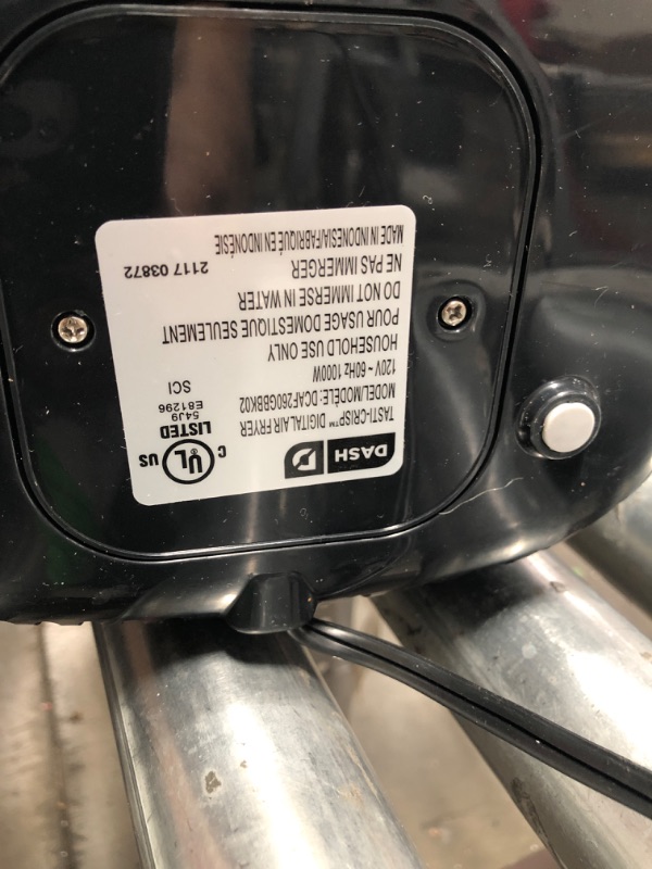 Photo 5 of NONFUNCTIONAL-Dash Tasti-Crisp™ Digital Air Fryer with AirCrisp® Technology, Custom Presets, Temperature Control, and Auto Shut Off Feature, 2.6 Quart - Black
