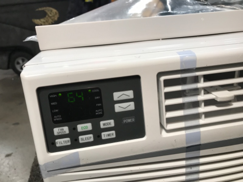 Photo 3 of ***UNIT POWERS ON BUT DOESN'T BLOW ANY AIR**
BLACK+DECKER 10,000 BTU Electronic Energy Star Window Air Conditioner with Remote Control, White

