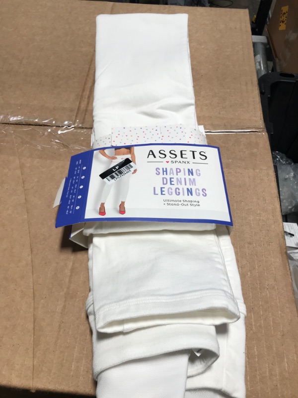 Photo 2 of SIZE: L - Assets by Spanx Women's Denim Skinny Leggings

