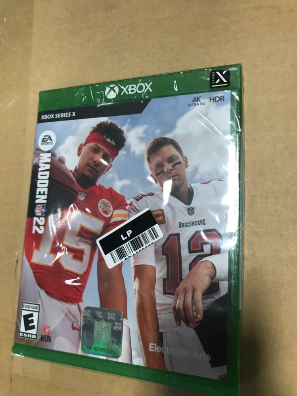 Photo 2 of Madden NFL 22 - Xbox Series X|S

