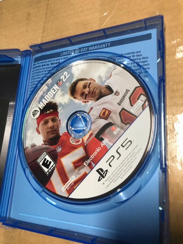 Photo 3 of Madden NFL 22 - PlayStation 5

