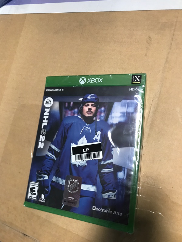 Photo 2 of NHL 22 - Xbox Series X

