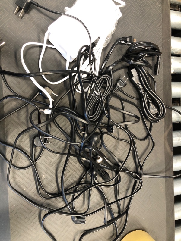 Photo 1 of MIXED BUNDLE OF TV POWER CORDS 10 UNITS**MIXED TYPES** 