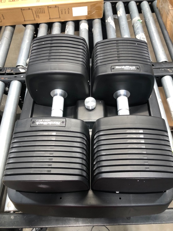 Photo 2 of (see notes about functionality 
NordicTrack 50 Lb iSelect Adjustable Dumbbells, Works with Alexa, Sold as Pair
