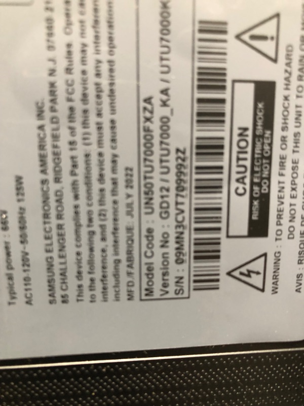 Photo 1 of PARTS ONLY DOES NOT DISPLAY CORRECTLY 
SAMSUNG 50-Inch Class Crystal UHD TU7000 Series - 4K UHD Smart TV - Works with Alexa (UN50TU7000FXZA)
