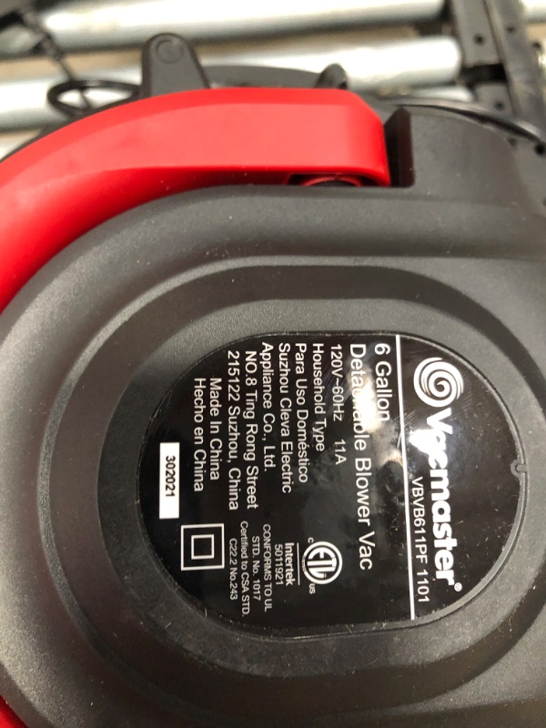 Photo 4 of Vacmaster VBVB611PF 1101 6 Gallon 5 Peak HP Wet Dry Shop Vacuum 1-1/4 Inch Hose Powerful Suction with Detachable Blower
