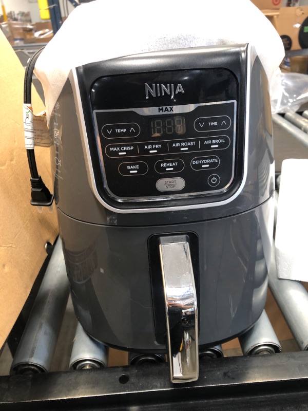 Photo 2 of *parts only* Ninja 5.5 qt. Grey XL Air Fryer Max (AF161)