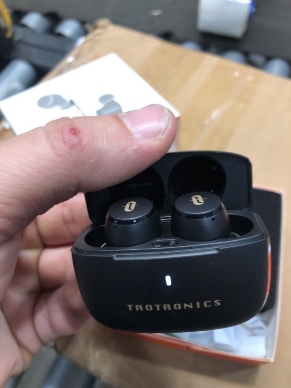 Photo 3 of TaoTronics Soundliberty 97 Bluetooth Earbuds USB-C fast charging
