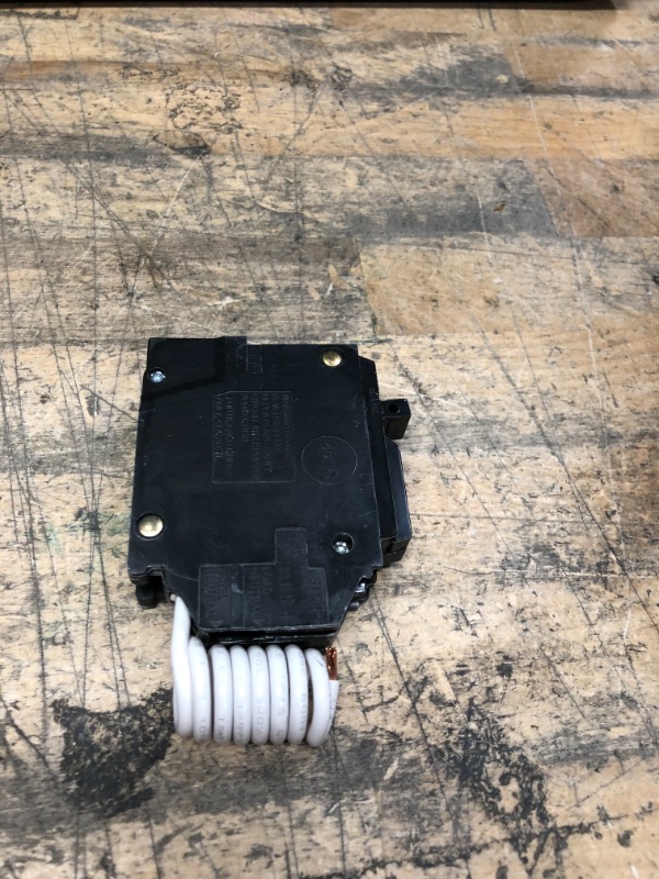 Photo 6 of GE Q-Line 20 Amp 1 in. Single Pole Arc Fault Combination Circuit Breaker