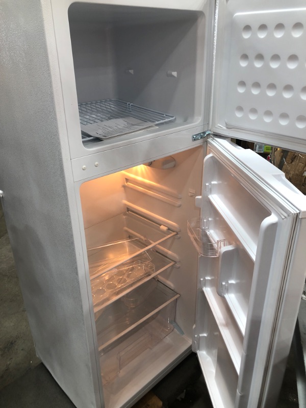 Photo 5 of **DENTED** RCA 7.5 Cu. Ft. Top Freezer Refrigerator RFR741, White