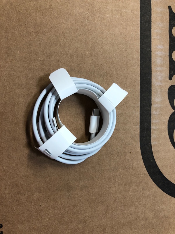 Photo 2 of Apple USB-C to Lightning Cable (2 m)

