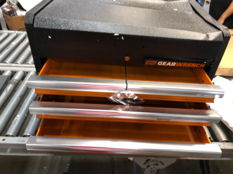 Photo 2 of (see notes about functionality)
GEARWRENCH 26" 4 Drawer GSX Series Tool Chest - 83240
