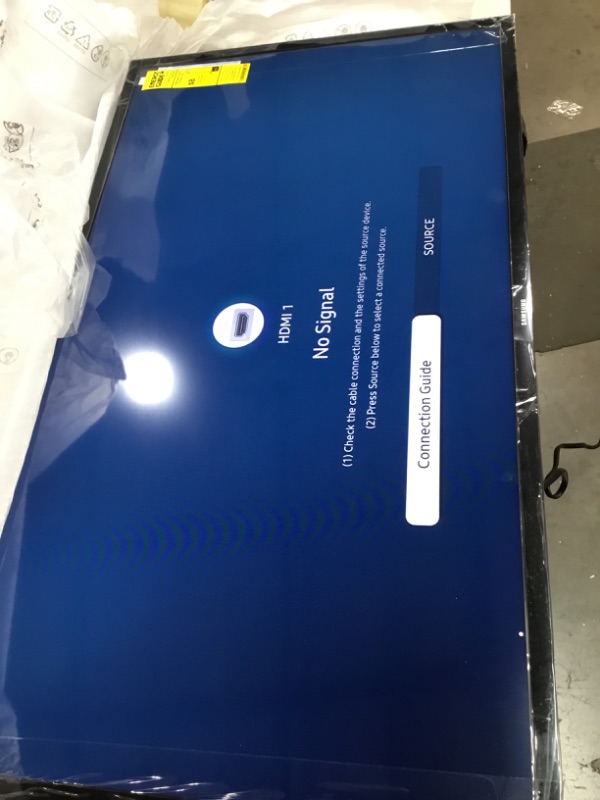 Photo 2 of SAMSUNG 40-inch Class LED Smart FHD TV 1080P (UN40N5200AFXZA, 2019 Model)