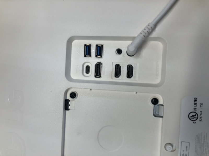 Photo 1 of PARTS ONLY DID NOT POWERON SCREEN DOES NOT LOOK DAMAGED 
LG 32UP83A-W 31.5 Inch Class UHD (3840 x 2160) IPS Monitor with AMD FreeSync, DCI-P3 95% Color Gamut with HDR 10 Compatibility and USB Type-C, Tilt/Height/Pivot Stand – 2021
