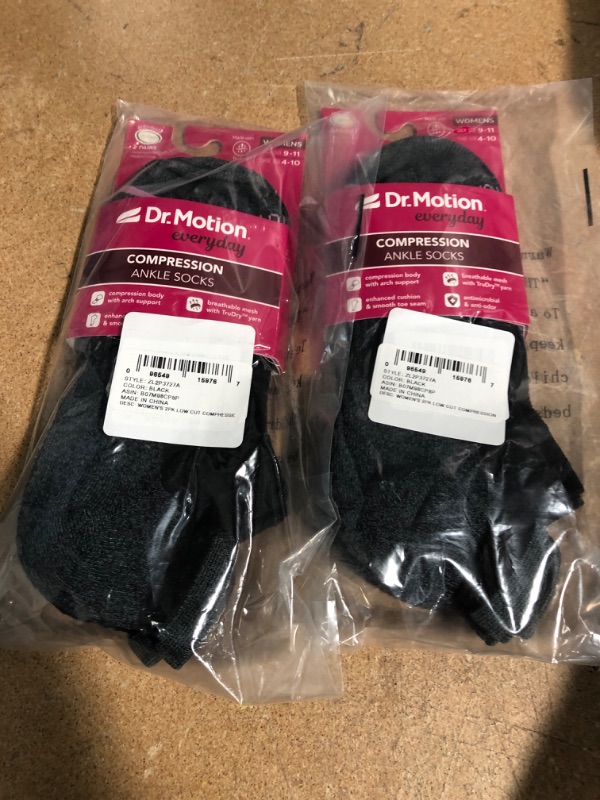 Photo 2 of Dr. Motion Women's 2pair Mild Compression Ankle Socks 4-10 2 PACKS.

